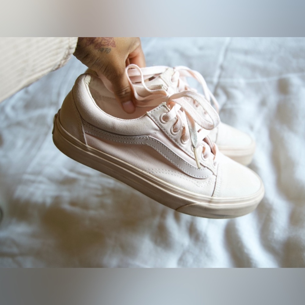 Rose Vans